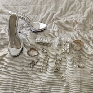 Bodybuilding Heels And Jewelry